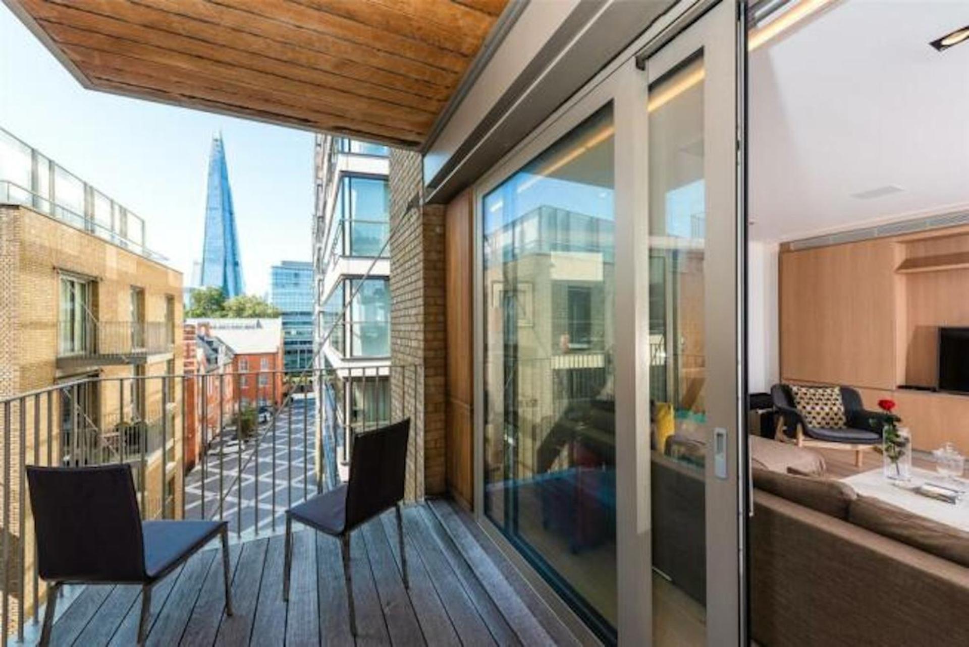 Arcore Premium Bridge Londra